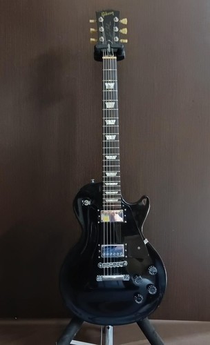 Gibson les paul studio - gibson, black