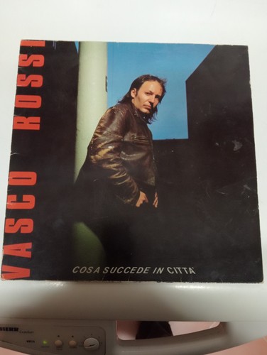 Copertina vinile vasco - vasco, rossi