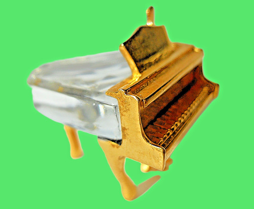 Swaroski pianoforte figure - swaroski,