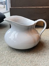 Antica brocca in pietra ferro