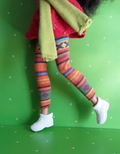  "MATTEL", "MOVIN' GROOVIN' " 1997, scarpe per Barbie, colore bianco.