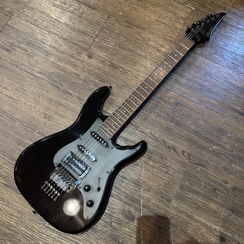 Chitarra elettrica aria pro - aria,