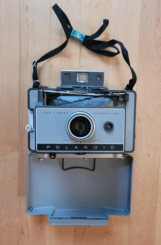 Polaroid land camera - land,