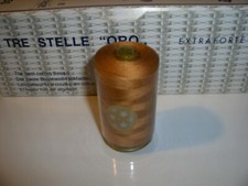 FILO PURO COTONE COL ORO ANTICO 136 - N° 50 - 1000 YDS ART 4 CUCIRINI TRE STELLE