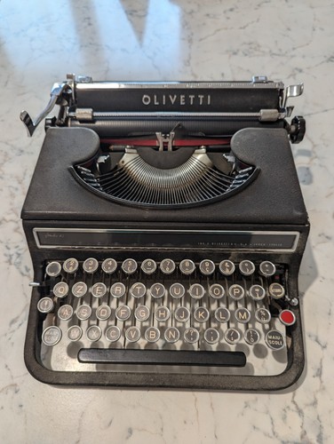 Macchina scrivere olivetti - da,