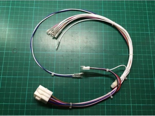 Control panel harness player - control, 1
