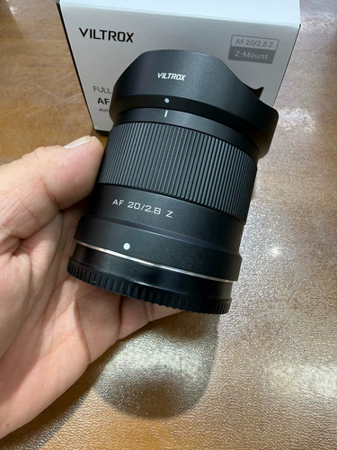 Viltrox 20mm auto - auto, focus