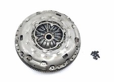 KIT FRIZIONE E VOLANO PER AUDI A3 Sportback Serie (8VA) 04L141025 CRBC, CRLB, C