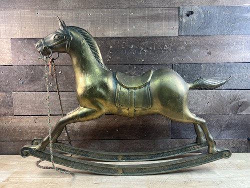 Gvintage grande cavallo - cavallo, a