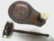 SCHIACCIA NOCI IN LEGNO LAVORATO COMPOSTO DA PIATTINO E MARTELLO