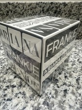 Profumo nuovo con scatola