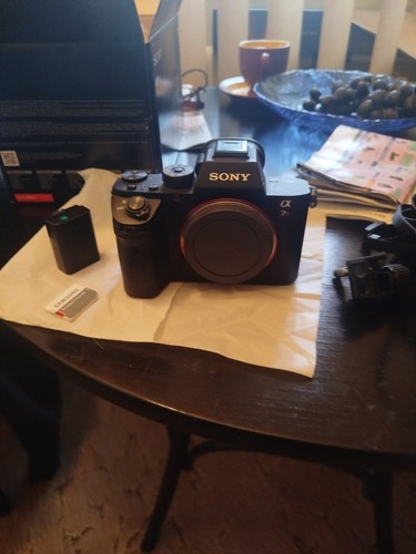 Sony alpha ii - sony,