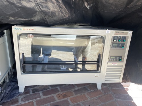 Kuhner shaking incubator - shaking,