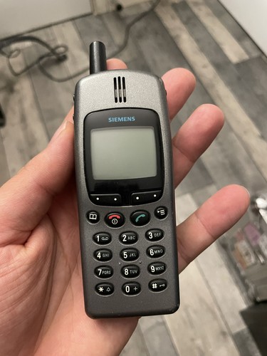 Cellulare siemens s25 non - siemens,