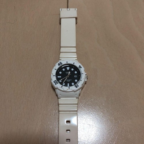 Casio white wristwatch - 【casio】white, wristwatch♪