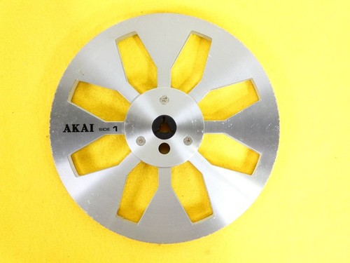 Akai inc metal - metal, open