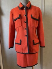 CHANEL Tailleur Corail En