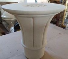 TAVOLO DA SALOTTO  IN  PIETRA  LECCESE CON LAVORAZIONE CENTRALE