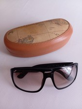 Alviero Martini sunglasses.