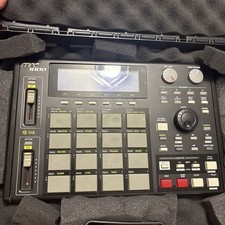 AKAI professional MPC1000 Blue
