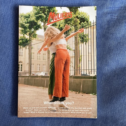 Mulieris magazine issue - magazine, 3