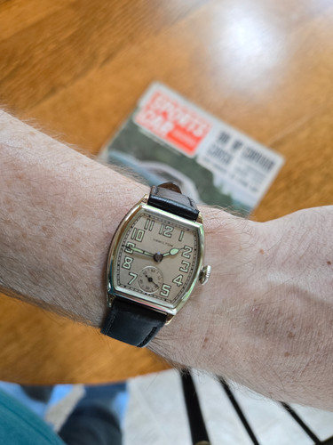 Antico orologio manuale