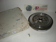 VOLANO FRIZIONE (CLUTCH) ALFA 146 147 166 FIAT MAREA LANCIA LYBRA 1.9 2.4 JTD