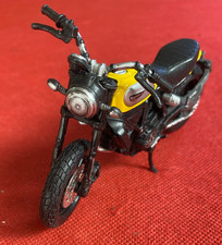 MAISTO Modellino Moto DUCATI SCRAMBLER ruote in gomma 1:18