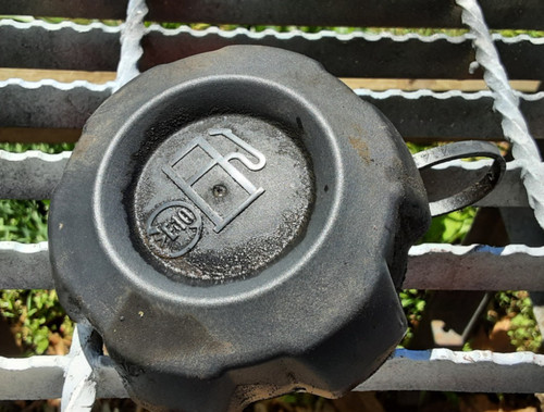 Tappo serbatoio benzina
