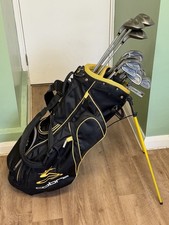 *SET COMPLETO DI MAZZE DA GOLF