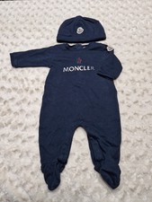 Pagliaccetto e cappello