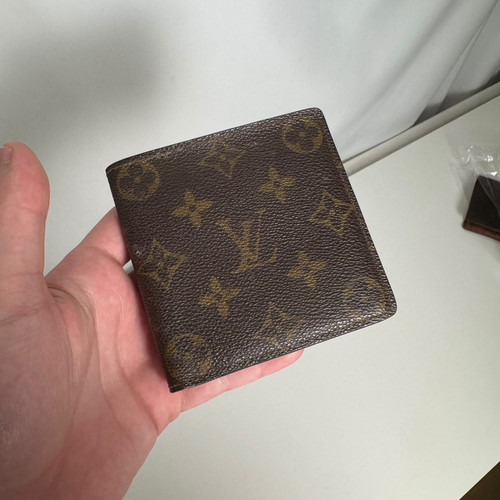 Louis vuitton monogram - louis,