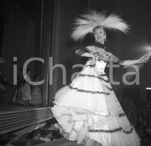 1953 brescia teatro odeon - teatro,