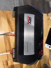 Amplificatore audio per auto