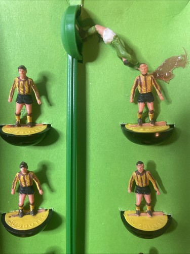 Subbuteo team ref 23 - hw,