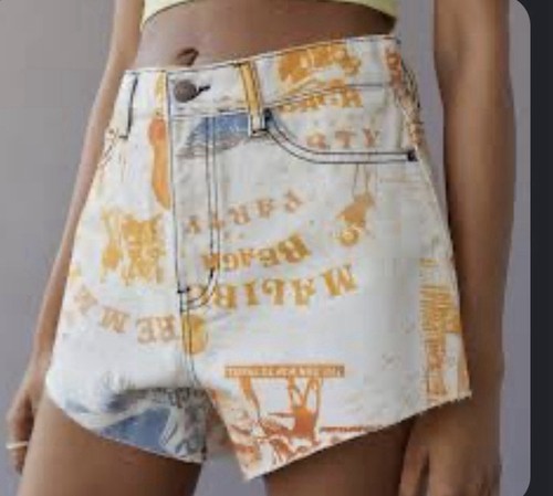 Pantaloncini denim nuovi con
