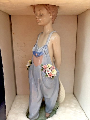 Lladro figurine 7650 pocket - lladro,