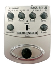 Pedale Multieffetto per Basso