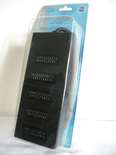 Connettore multiplo scart - connettore,