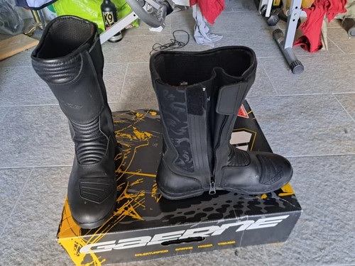 Gaerne stivali goretex moto