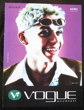 Vogue Occhiali ft. Valentino