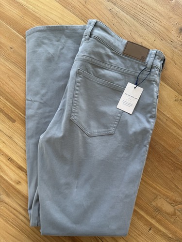 Pantaloni nuovi con - , etichette