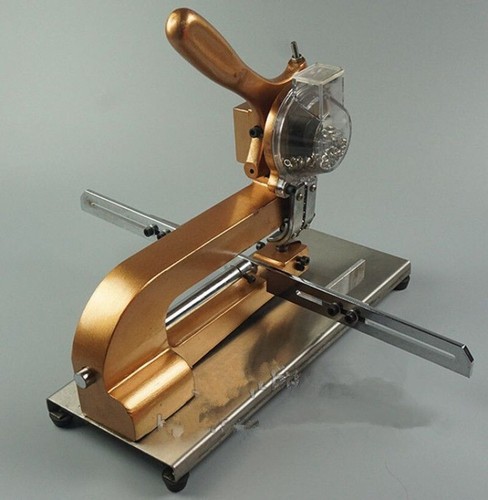 Macchina semiautomatica per