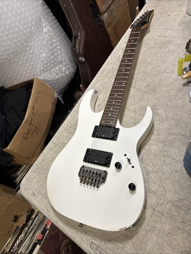 2010 ibanez 120 white - ibanez,