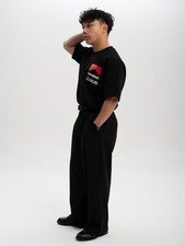T-shirt nera pesante -