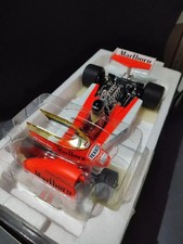 Minichamps 1:18 F1 McLaren