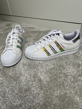 Coppia di scarpe da ginnastica