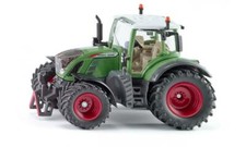 Fendt 724 Vario Tractor 1:32
