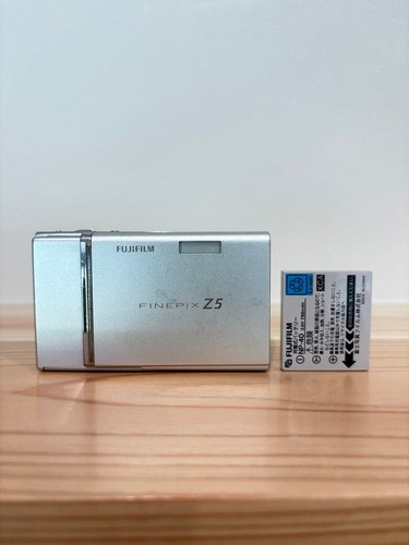 Fotocamera digitale compatta