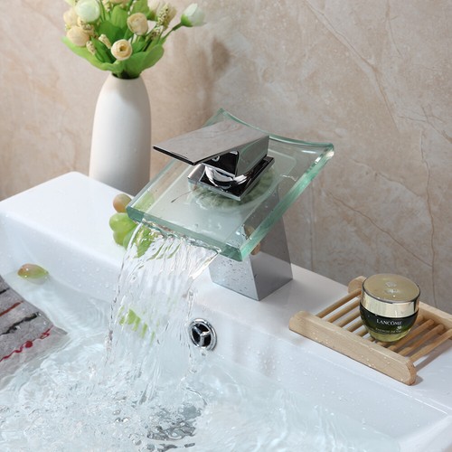 Rubinetto lavabo bagno cascata